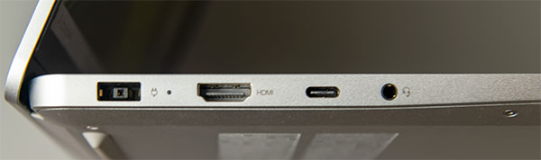 本体左側部。左から.電源ジャック、HDMI、USB3.1 Type-C、マイクロフォン/ヘッドフォン・コンボ・ジャック。